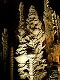 Stalagmite en "empilement d'assiettes"