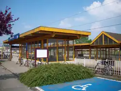 Achteringang van het station (voor renovatie)