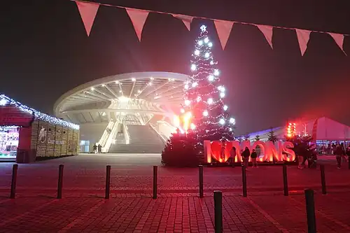 I❤MONS bij het kort tevoren geopende Station Bergen (Mons)