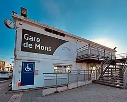 April 2021, het tijdelijke stationsgebouw