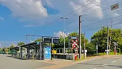 Overweg aan het station