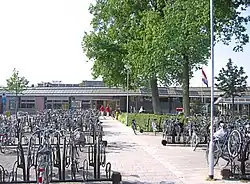 Station Ede-Wageningen, noordzijde. (2007)