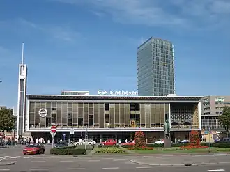 Exterieur van station Eindhoven (2006, destijds zonder toevoeging Centraal)