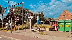 Overweg aan het station