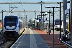 Perron Houten Castellum in de richting van station Utrecht Centraal