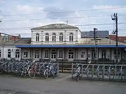 Achterzijde van het station