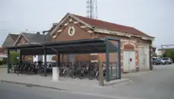 Voormalige goederenloods (foto 2010)