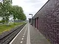 Het perron van het station