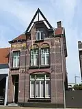 Diep woonhuis in art-nouveaustijl