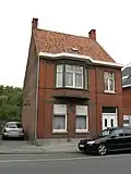 Halfvrijstaand burgerhuis uit het interbellum