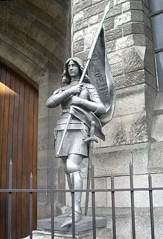 Standbeeld Jeanne d'Arc (1888) door Félix Charpentier in Parijs.
