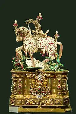 Sint-Joris en de draak (1586-97), goud, verguld zilver, (half)edelstenen en parels. Paard en draak in email en ronde bosse (Residenzschloss, München)