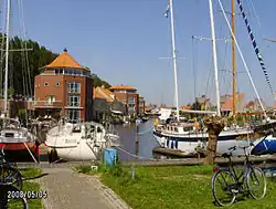 Middelste gedeelte Steenbergse stadshaven.