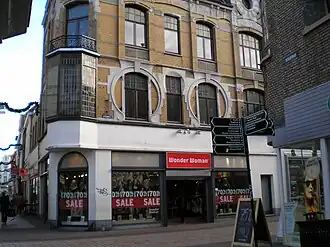 Steenweg hoek Bergweg