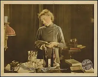 Lobbycard voor Stella Maris