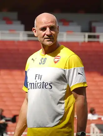 Bould als Arsenal's assistent-trainer in 2014