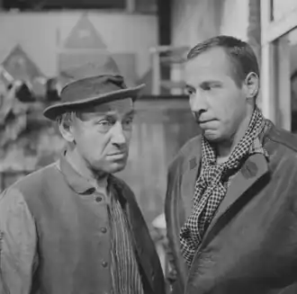 Rien van Nunen en Piet Römer als Stiefbeen en zoon (1963)