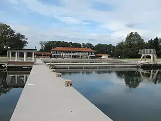 3 van de 4 rijksmonumentonderdelen die het Strandbad rijk is.