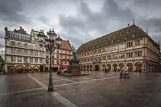 Place Gutenberg met het standbeeld van Johannes Gutenberg.