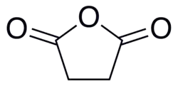 Structuurformule van barnsteenzuuranhydride