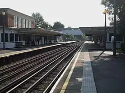 Het station gezien uit het westen.