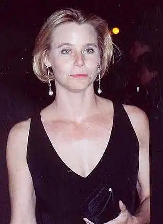 Susan Dey (1990)