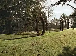 Adjustment to the vacuum (1995/96)