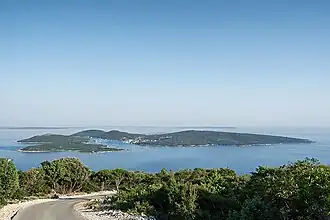 De eilanden Ilovik (rechts) en Sveti Petar, gezien vanaf Lošinj
