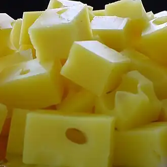 Kaasblokjes van Emmentaler