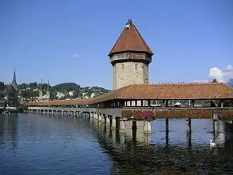 De Kapelbrug in Luzern, gebouwd 1365