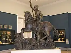 Beeld van Sint Joris en de draak