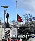 Turkse vlag halfstok