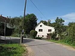 Huis in het dorp (2014)