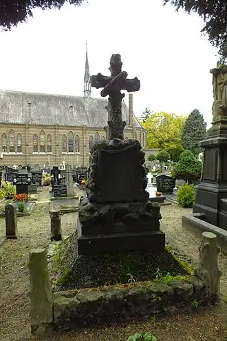 grafmonument van L.C.H.M. van Sasse van Ysselt