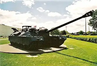 Voor- en zijzicht T28 gezien bij General George Patton Museum