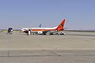 Een Boeing 737 van de Angolese luchtvaartmaatschappij.