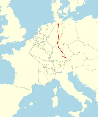De Blauer Enzian (rood) in het TEE net van 1965