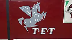 TET-logo op de bussen