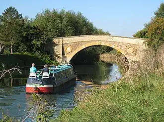 Een brug over de Thames in Bampton