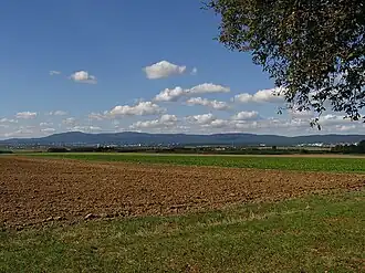 Taunus gezien vanaf de stad Karben