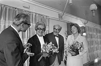 Uitreiking ANWB-prijzen, Den Haag (9 juni 1967). Tweede van rechts: Willem Enzinck