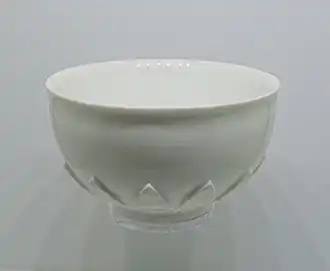 Kom in wit porcelein