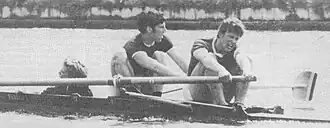 Een Telamon 2+ met de brede bladen