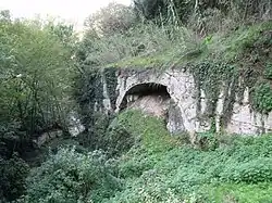 De Romeinse brug Ponte del Toro ten zuidoosten van Terni