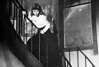 Promotiefoto van Dorothy McGuire voor de film The Spiral Staircase