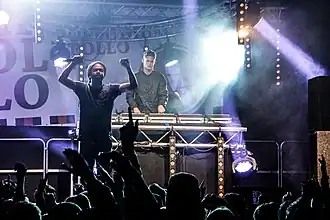 The Flexican & Mc Fit tijdens Emmen Open Air (2013)