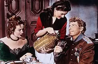 Elsa Lanchester, Barbara Bates en Danny Kaye in The Inspector General