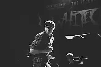 Voorman Landon Tewers, live in Tucson (2012)