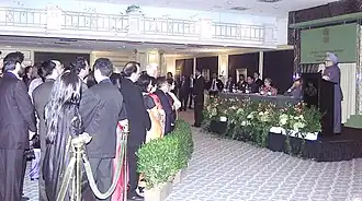 Een bezoek van Minister-president Manmohan Singh aan Amsterdam op uitnodiging van de Indiase ambassade (2004)