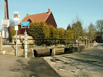Brug op de hoek van Church Street